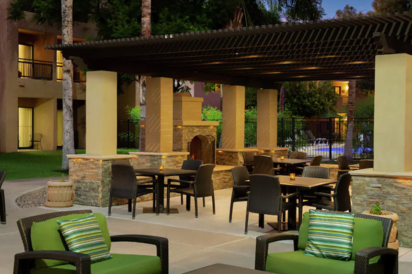 Embassy-Suites-Hilton-Phoenix-3